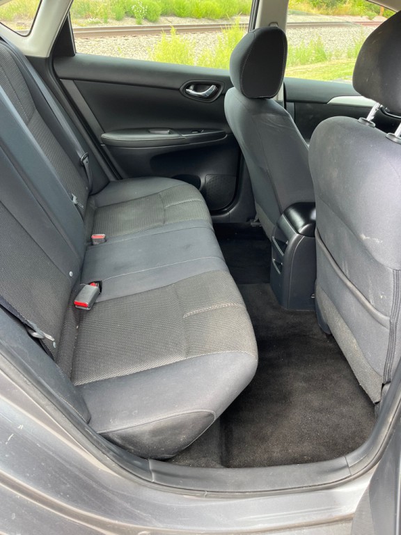 2017 Nissan Sentra Image 18