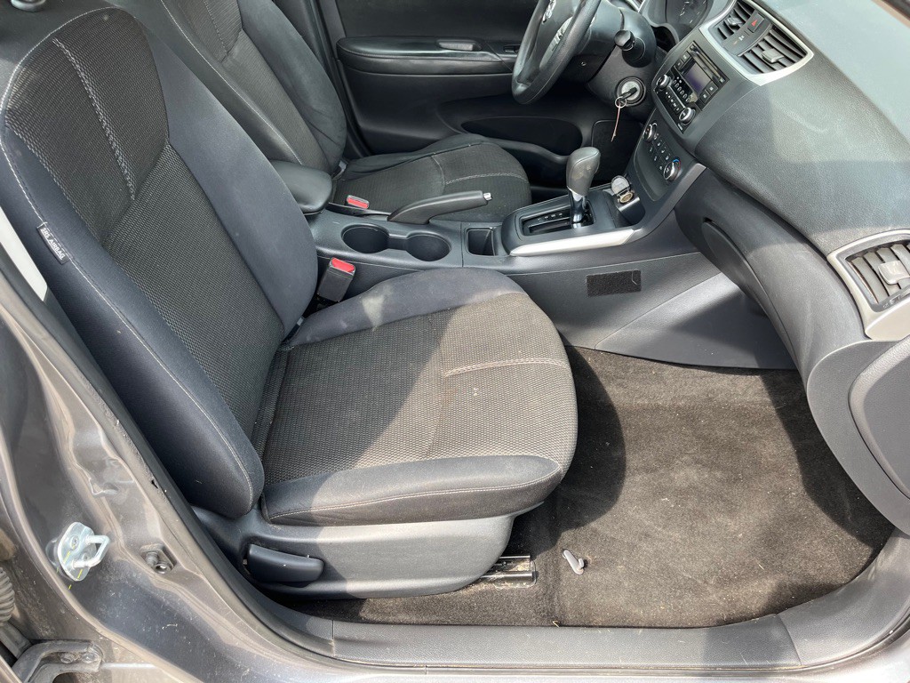 2017 Nissan Sentra Image 16