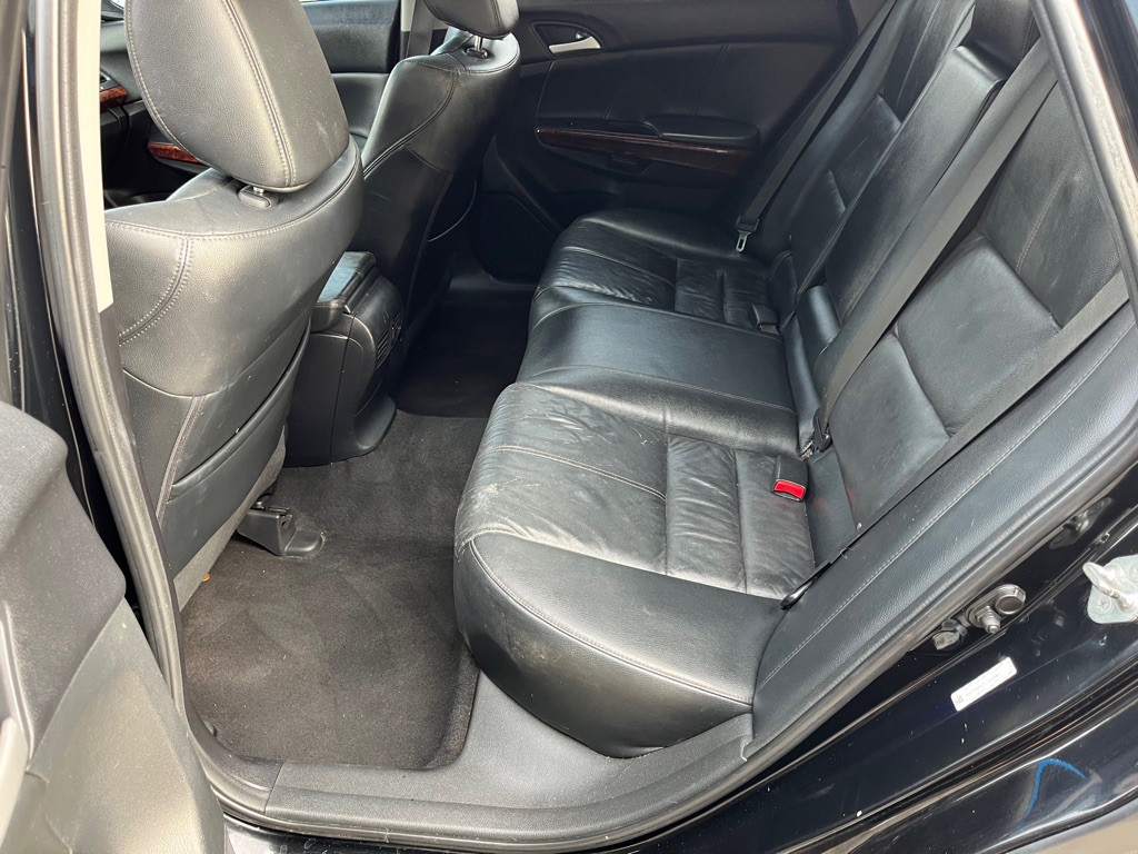 2012 Honda Crosstour Image 15