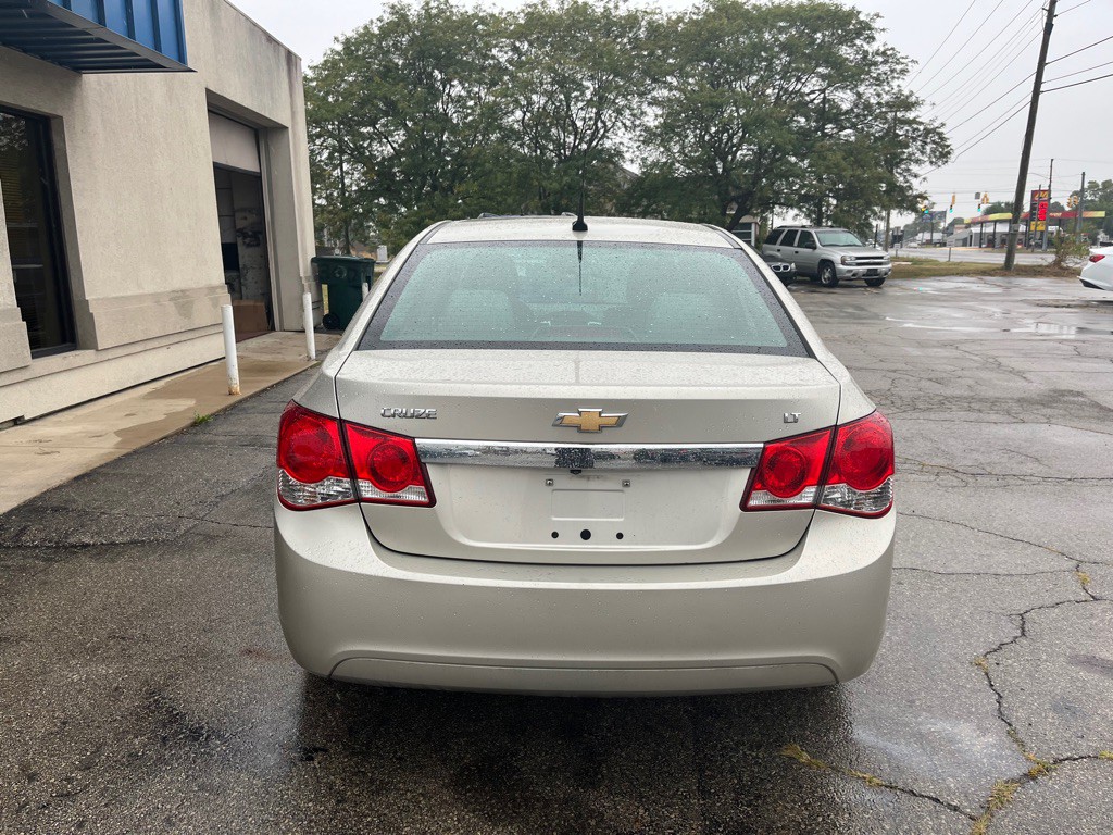 2014 Chevrolet Cruze Image 7