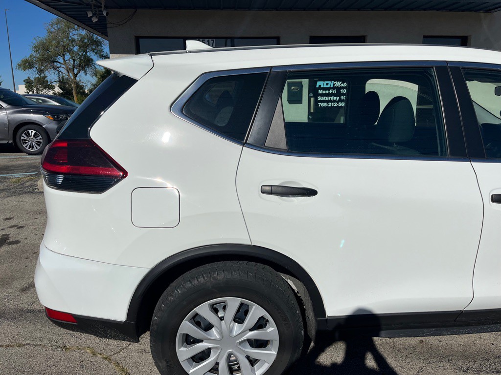 2019 Nissan Rogue Image 9