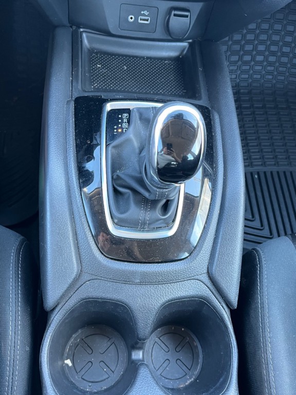 2019 Nissan Rogue Image 13