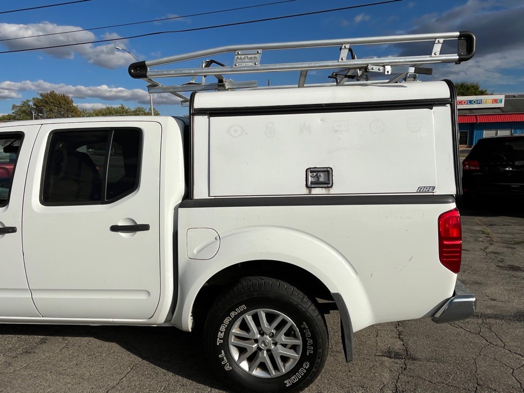 2015 Nissan Frontier Image 9