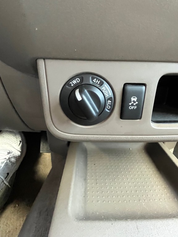 2015 Nissan Frontier Image 14
