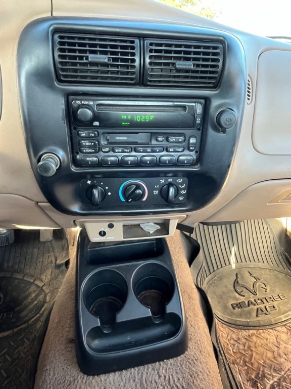 2001 Ford Ranger Image 13