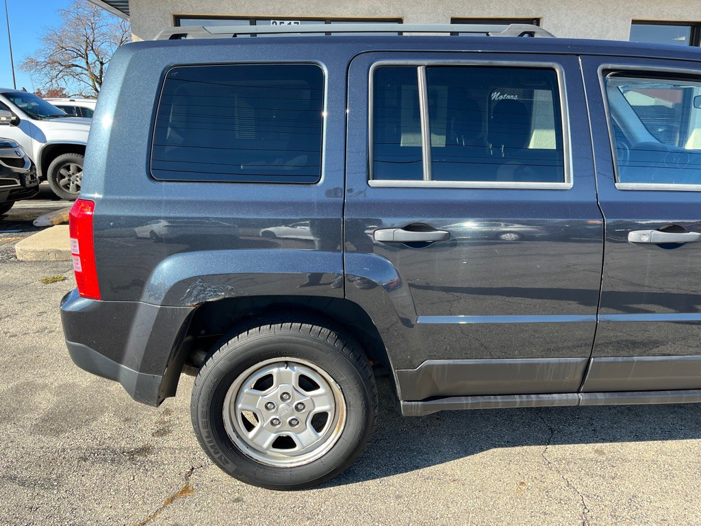 2014 Jeep Patriot Image 9
