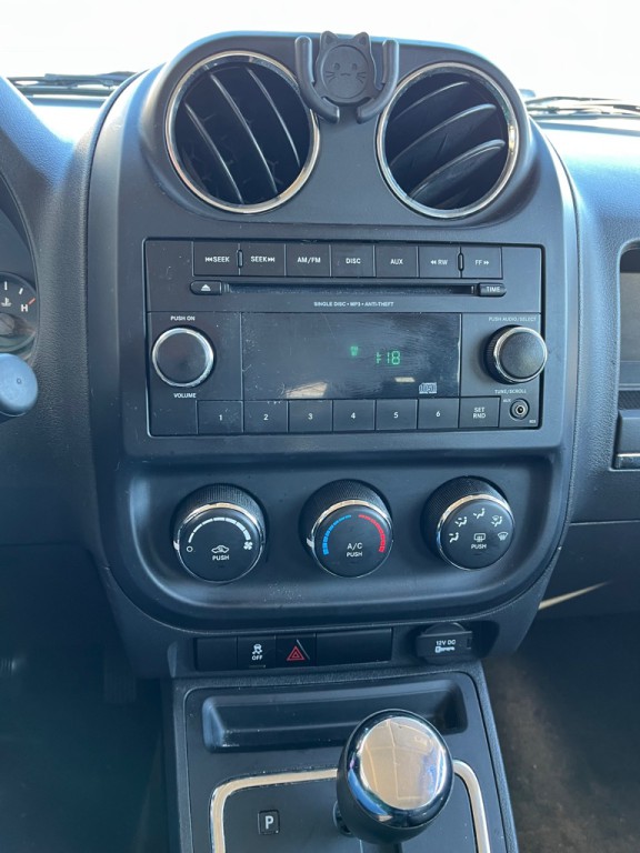 2014 Jeep Patriot Image 12