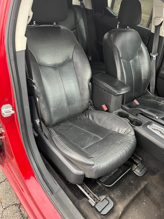 2010 Dodge Avenger Image 16