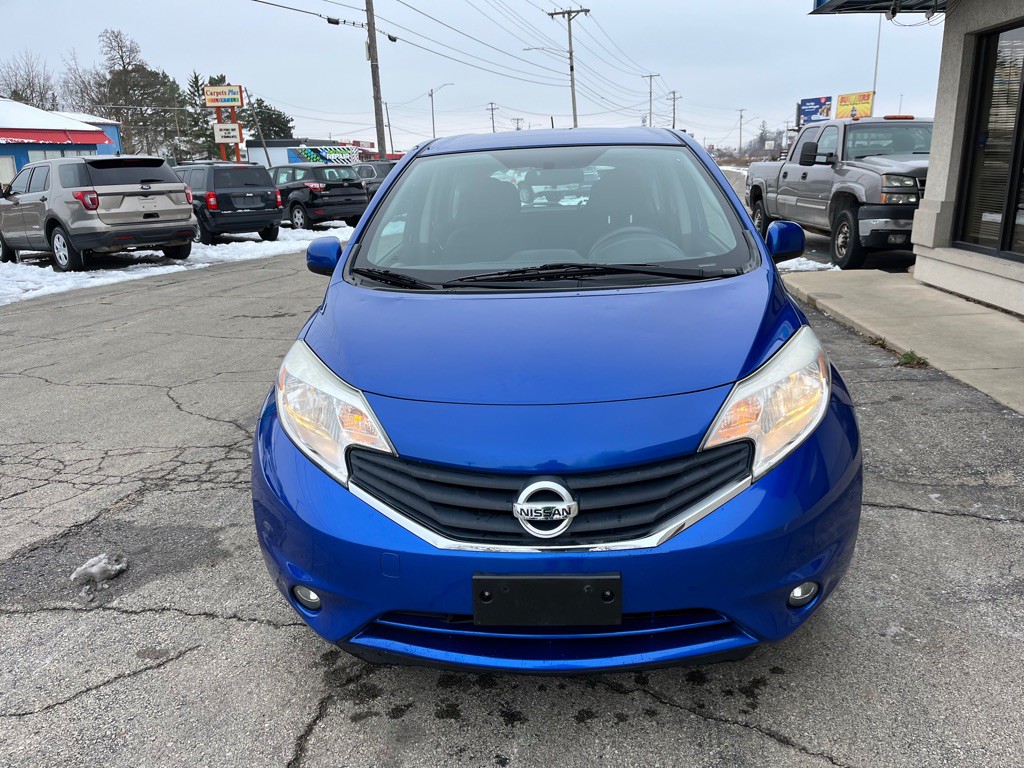 2014 Nissan Versa Image 2