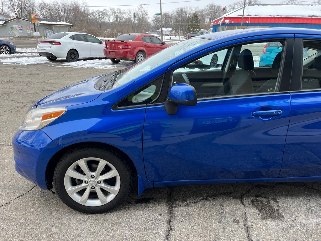 2014 Nissan Versa Image 3