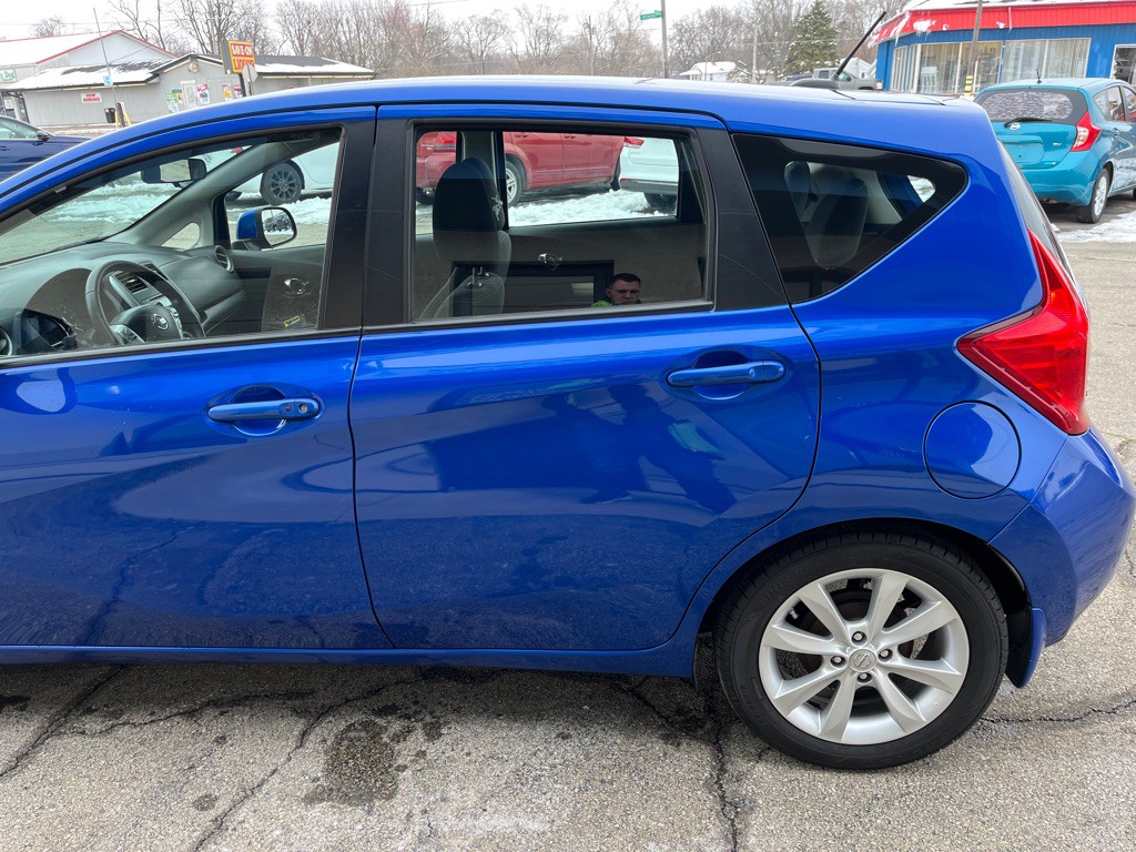 2014 Nissan Versa Image 4