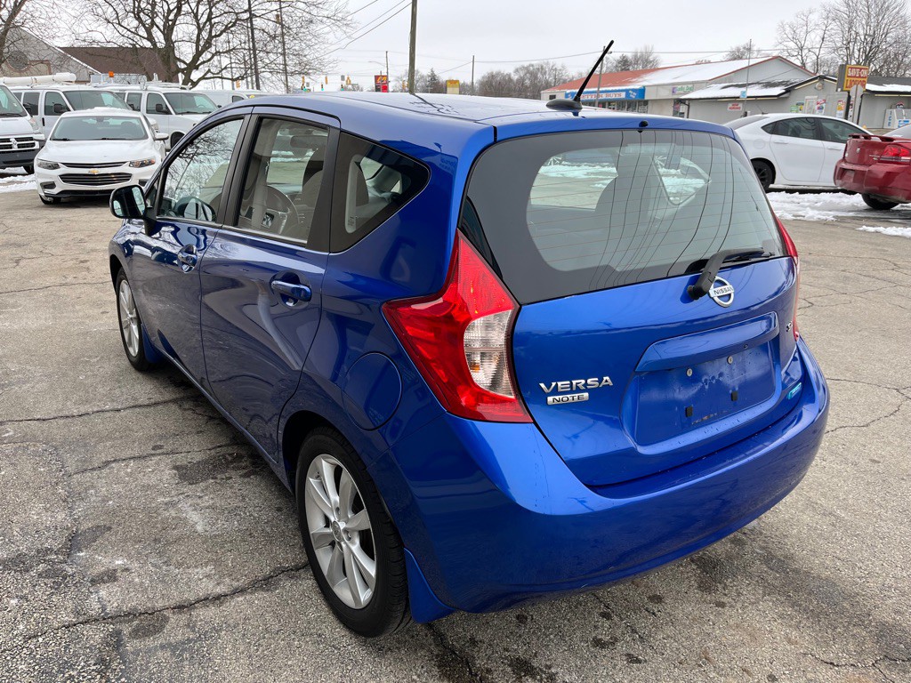 2014 Nissan Versa Image 5