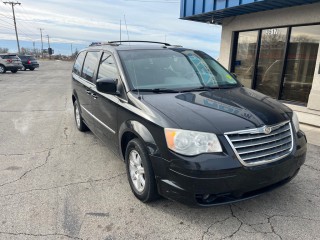 Image for 2009 Chrysler Town & Country Touring ID: 7045784