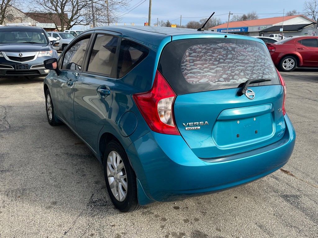 2015 Nissan Versa Image 6