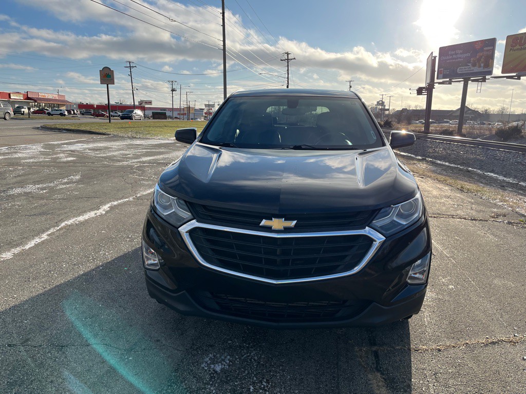 2019 Chevrolet Equinox Image 2