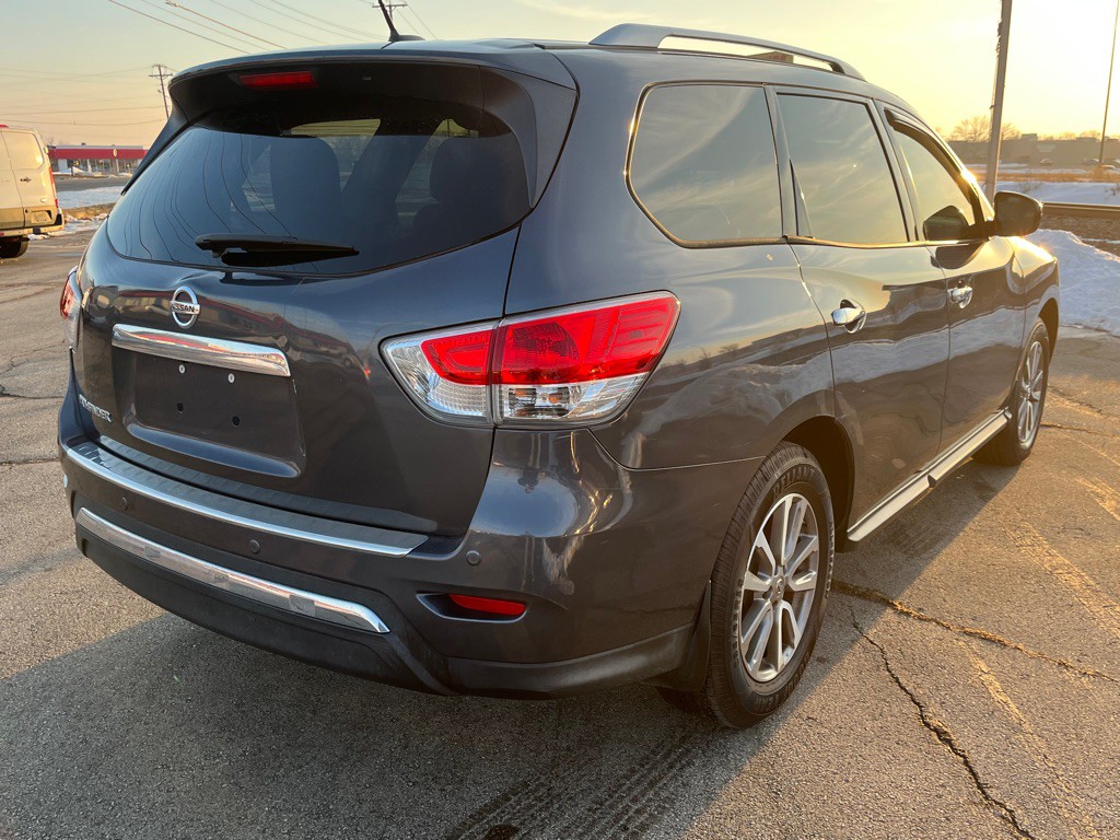 2014 Nissan Pathfinder Image 8