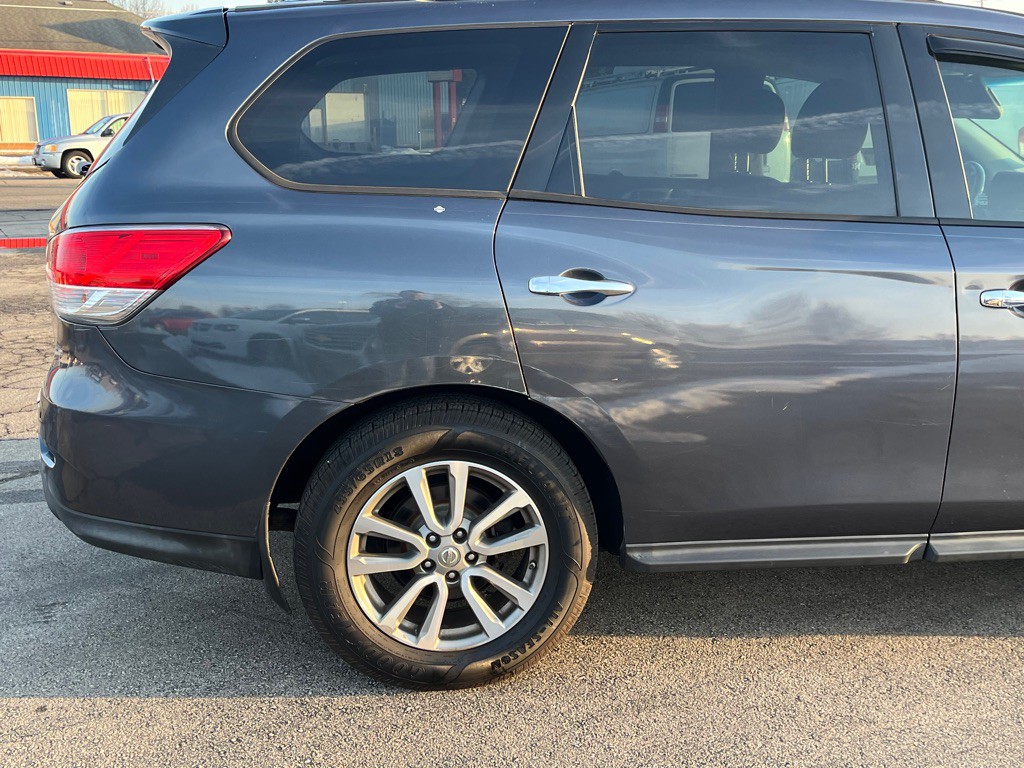 2014 Nissan Pathfinder Image 9