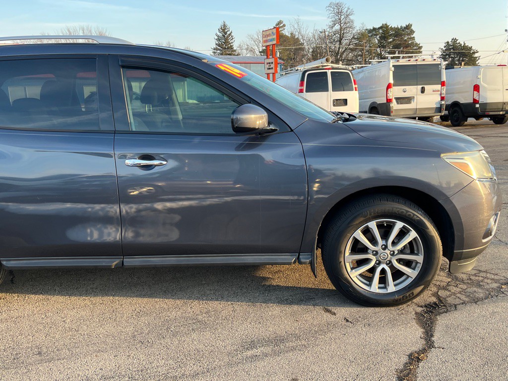 2014 Nissan Pathfinder Image 10