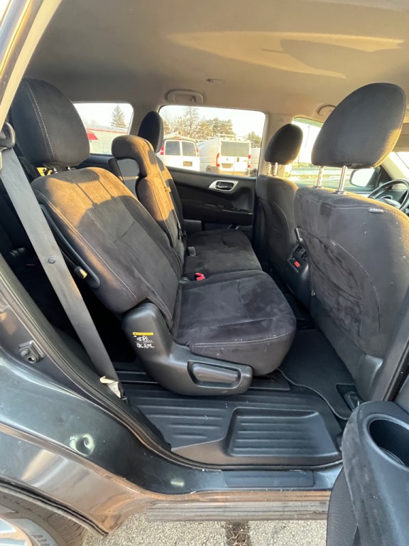 2014 Nissan Pathfinder Image 17