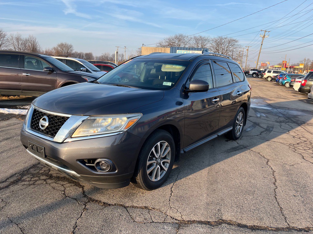 2014 Nissan Pathfinder Image 1