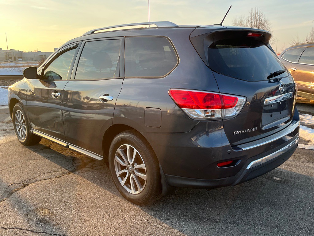 2014 Nissan Pathfinder Image 8