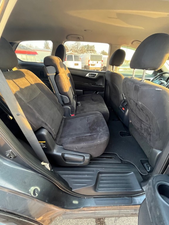2014 Nissan Pathfinder Image 17