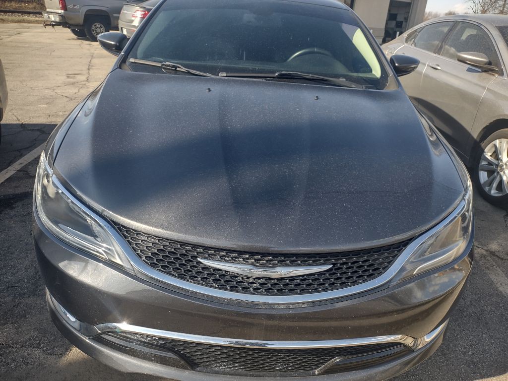 2015 Chrysler 200 Image 5