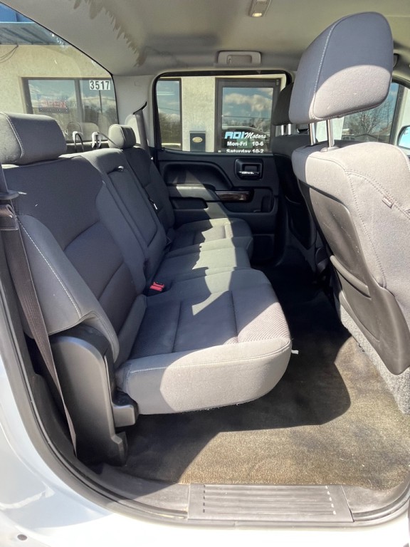 2015 GMC Sierra Image 16