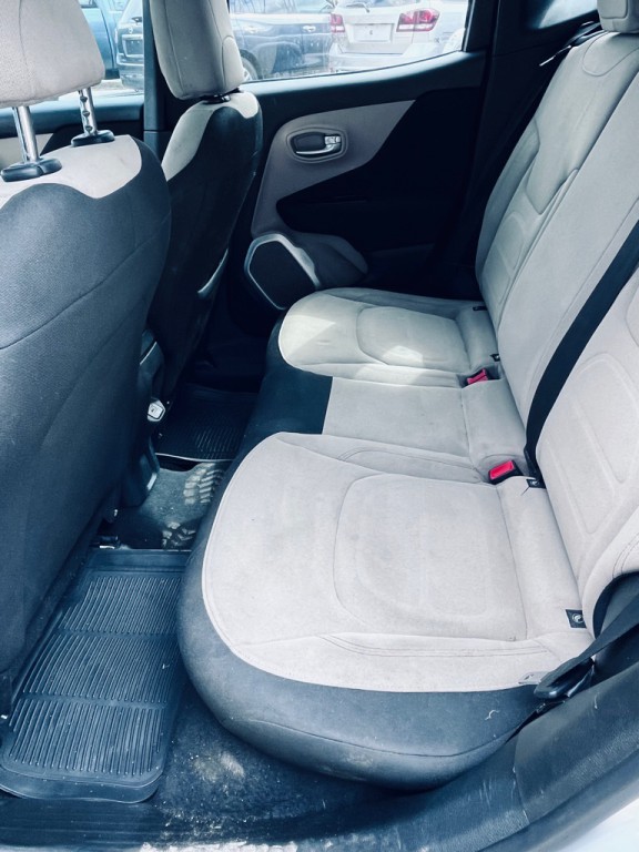 2018 Jeep Renegade Image 14