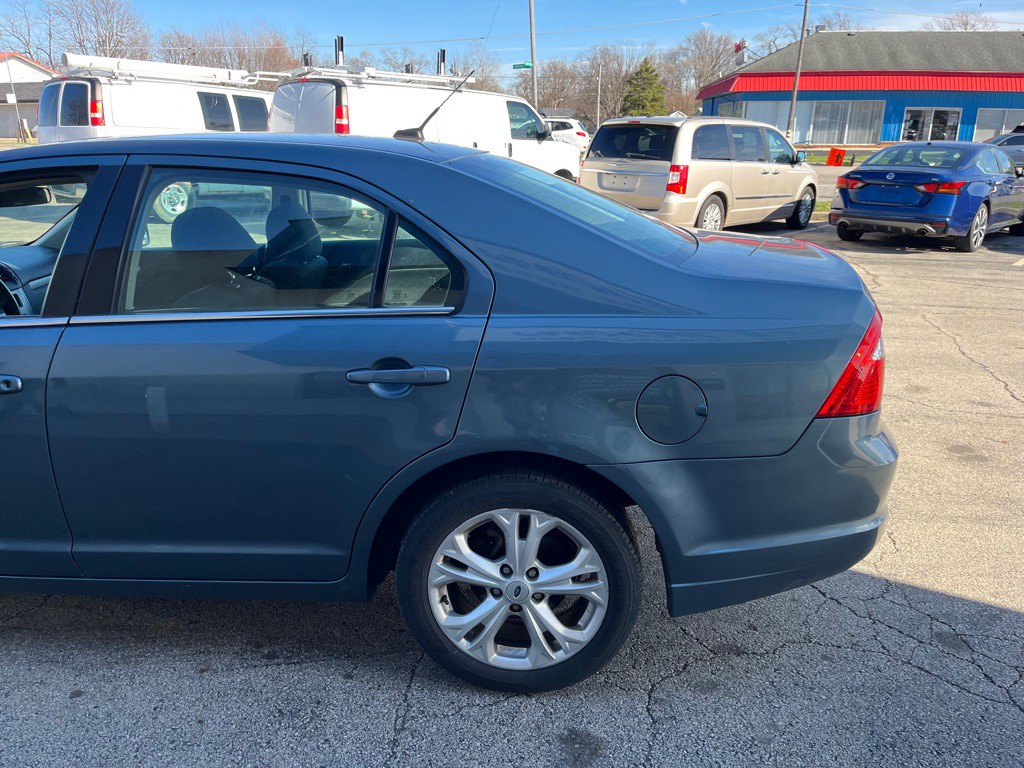2012 Ford Fusion Image 5