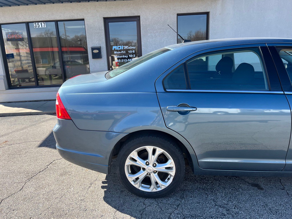 2012 Ford Fusion Image 8