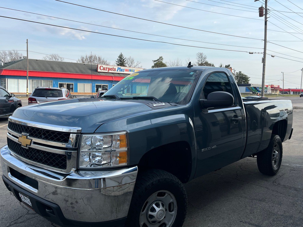 2012 Chevrolet Silverado 1500 Image 3