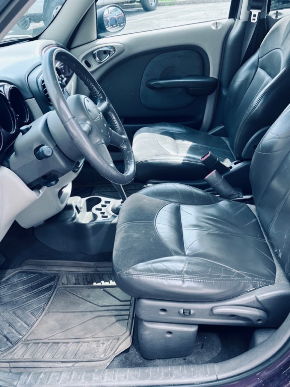 2001 Chrysler PT Cruiser Image 13