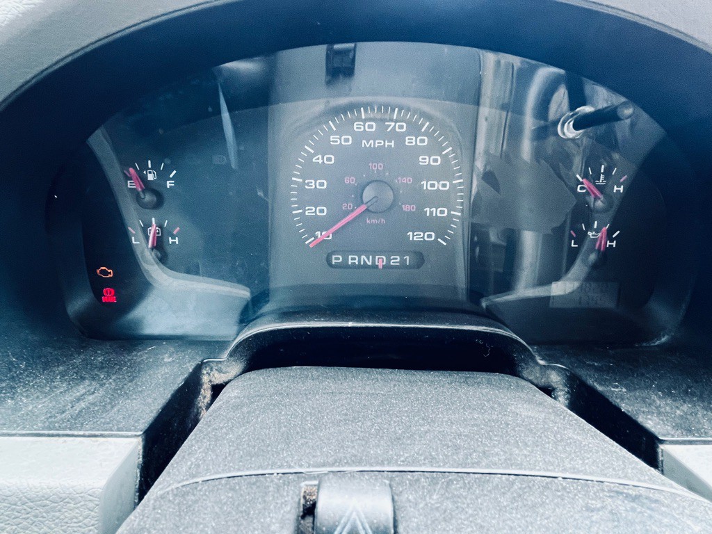 2004 Ford F-150 Image 12