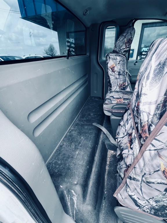 2004 Ford F-150 Image 17