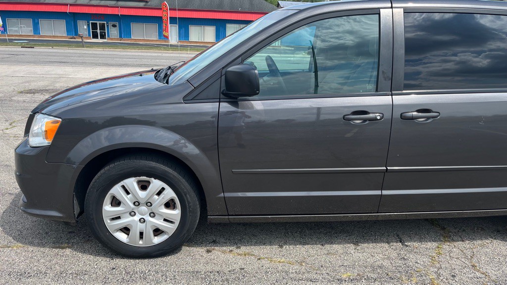 2015 Dodge Grand Caravan Image 4
