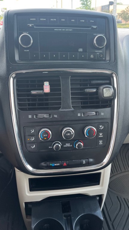 2015 Dodge Grand Caravan Image 12