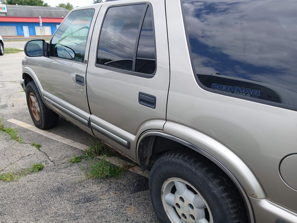 1999 Chevrolet Blazer Image 4