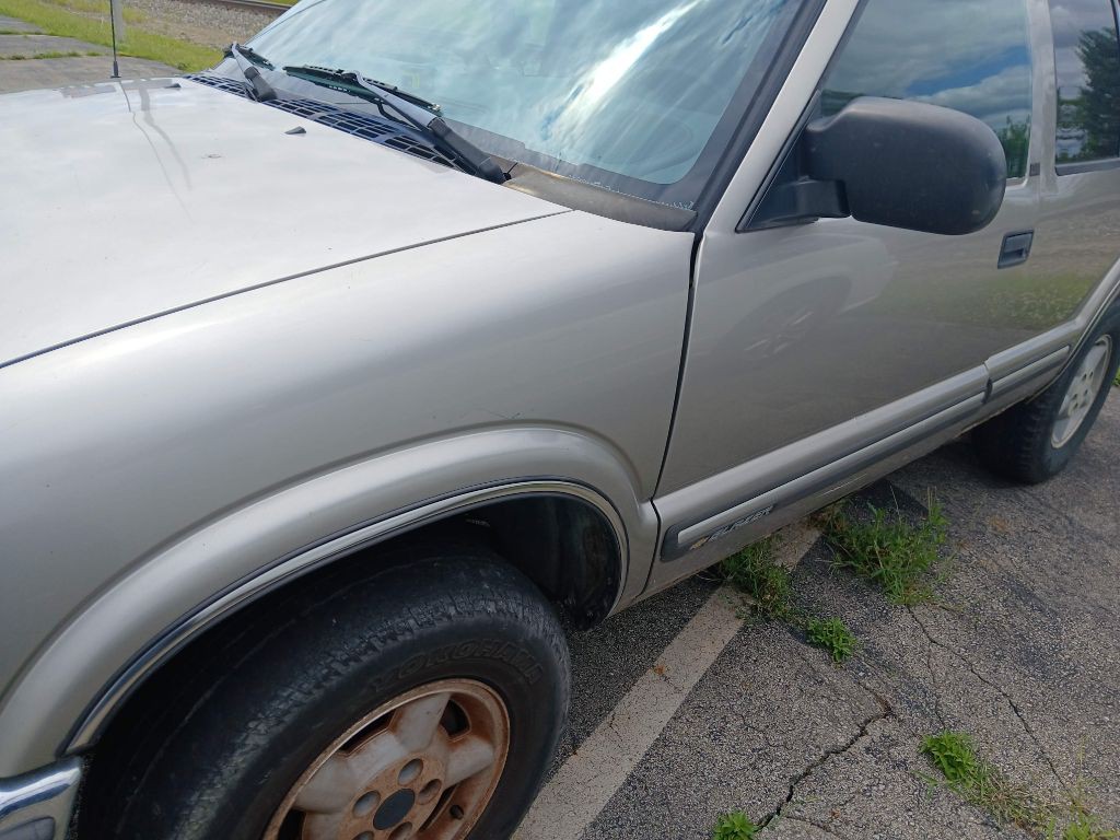 1999 Chevrolet Blazer Image 6