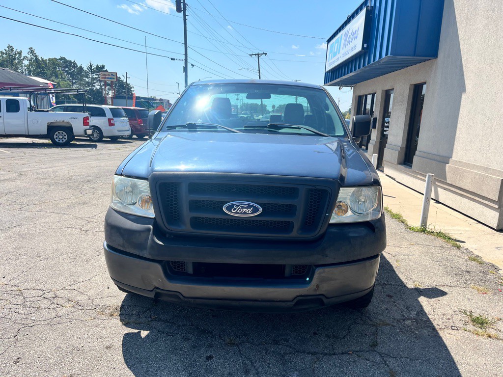 2005 Ford F-150 Image 2
