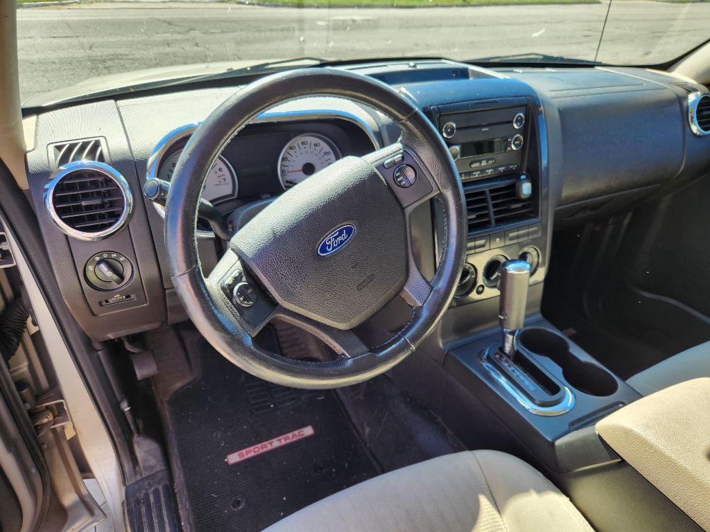 2008 Ford Explorer Image 9