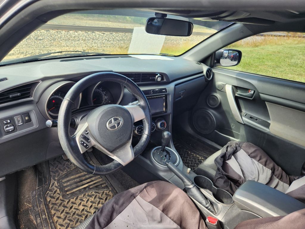 2012 Scion tC Image 6