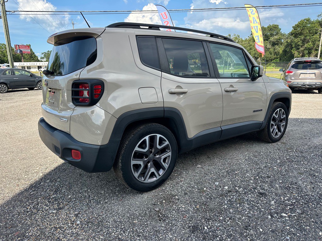 2015 Jeep Renegade Image 3