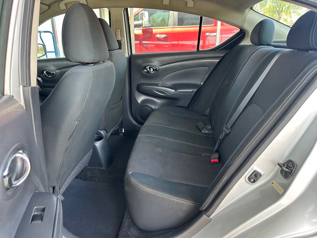 2019 Nissan Versa Image 8