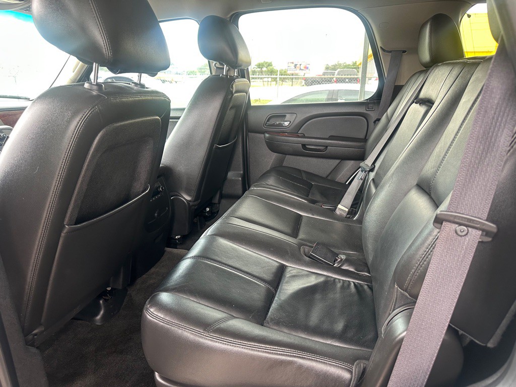 2012 GMC Yukon Image 6