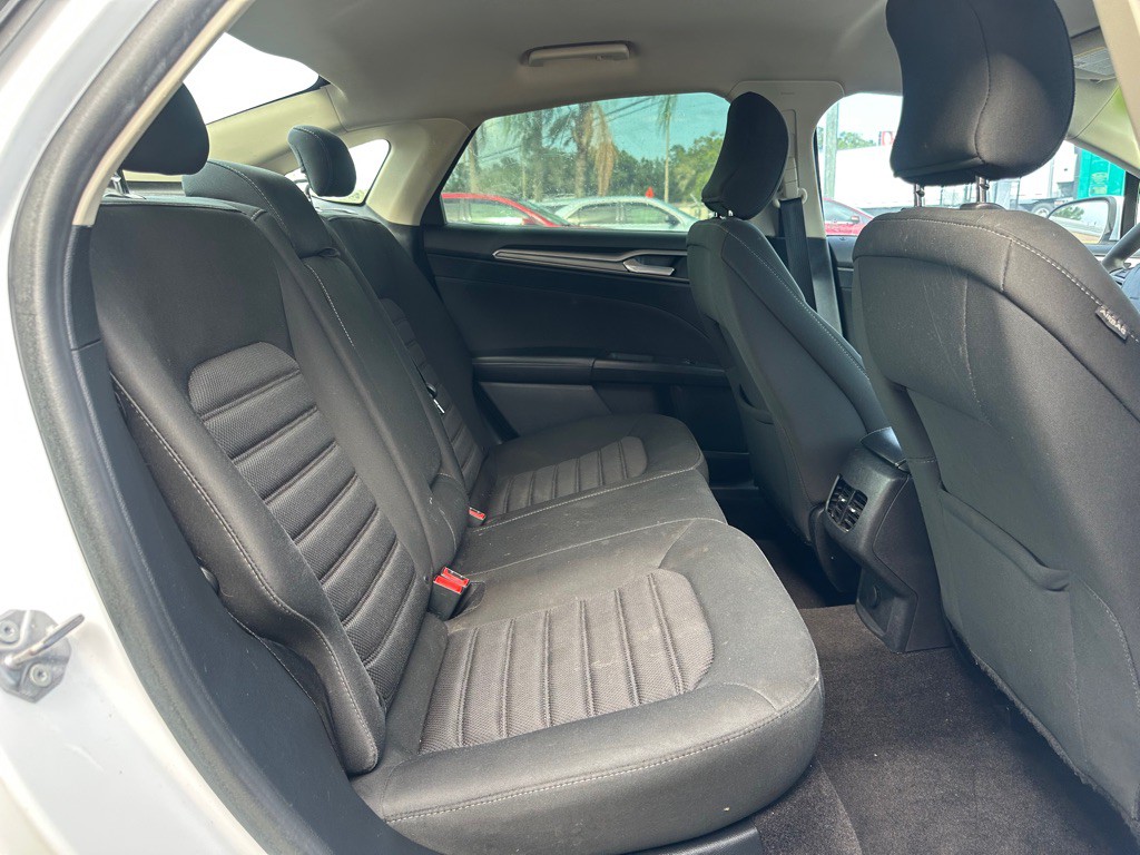 2019 Ford Fusion Image 9