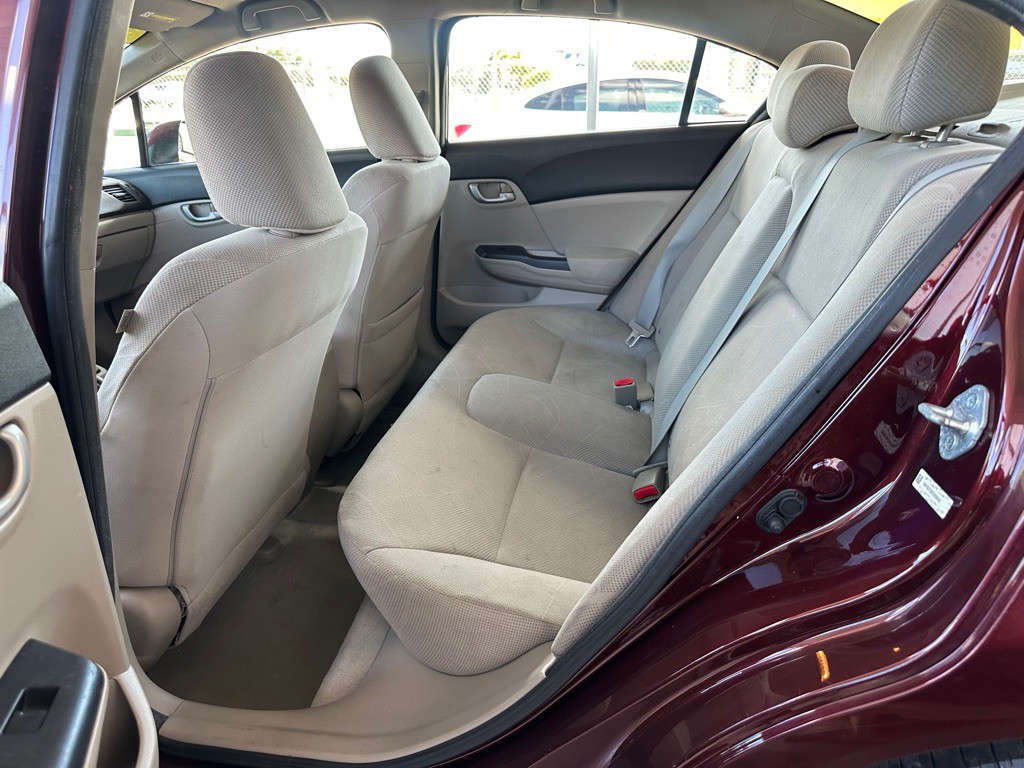 2012 Honda Civic Image 8