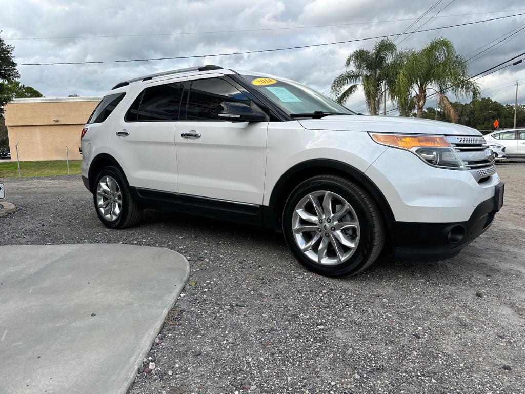 2014 Ford Explorer Image 2