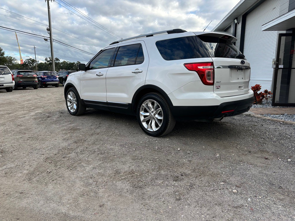 2014 Ford Explorer Image 4