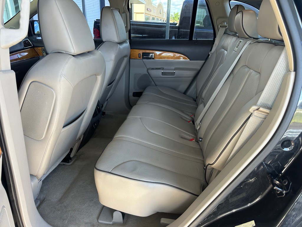 2011 Lincoln MKX Image 9